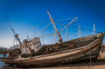 Скрип старого корабля от ветра