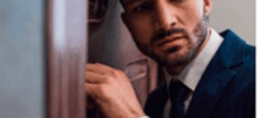 Звук стук в дверь