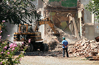 Звуки разрушений в строительных работах