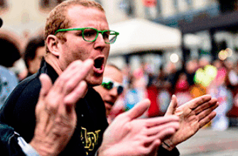 Аплодисменты на улице