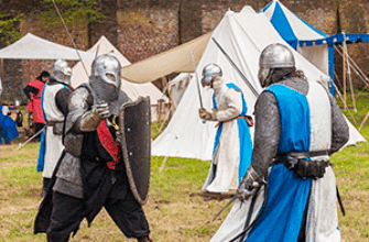 Рыцари сражаются на мечах — иллюстрация к записи «Звук мечей скачать»