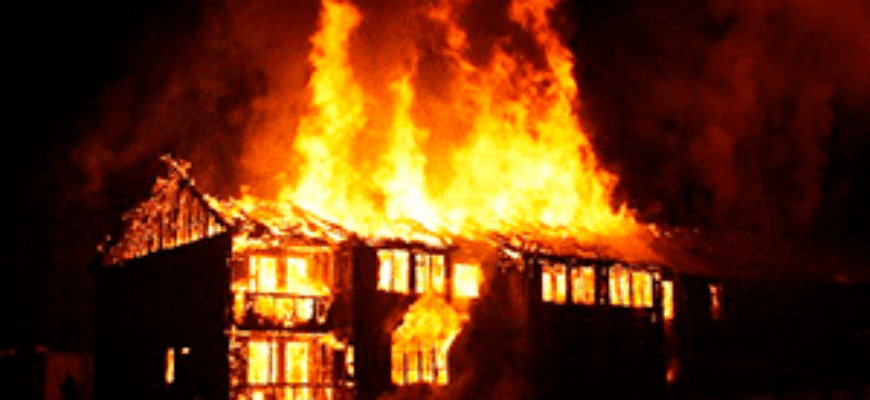 Горящий дом — звук пожара в доме