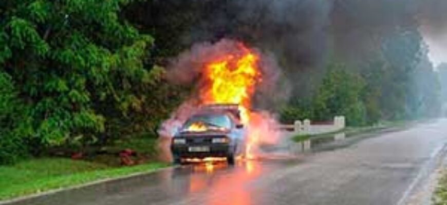 Звук взрыва машины