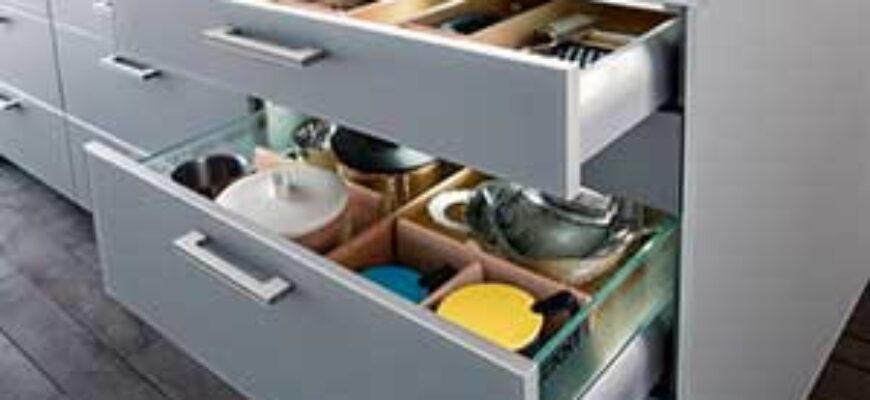 Звуки выдвижных ящиков в шкафах